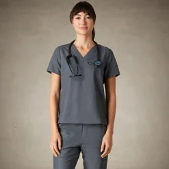 Bari 1-Pocket Scrub Top