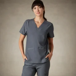 Ravenna 2-Pocket Scrub Top